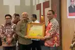 Peringkat-Pertama-BKN-Award-2022.jpg