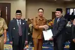 guru-sekolah-di-Maros-Gaji-ribuan-guru-di-Kabupaten-Maros-belum-juga-cair.jpg