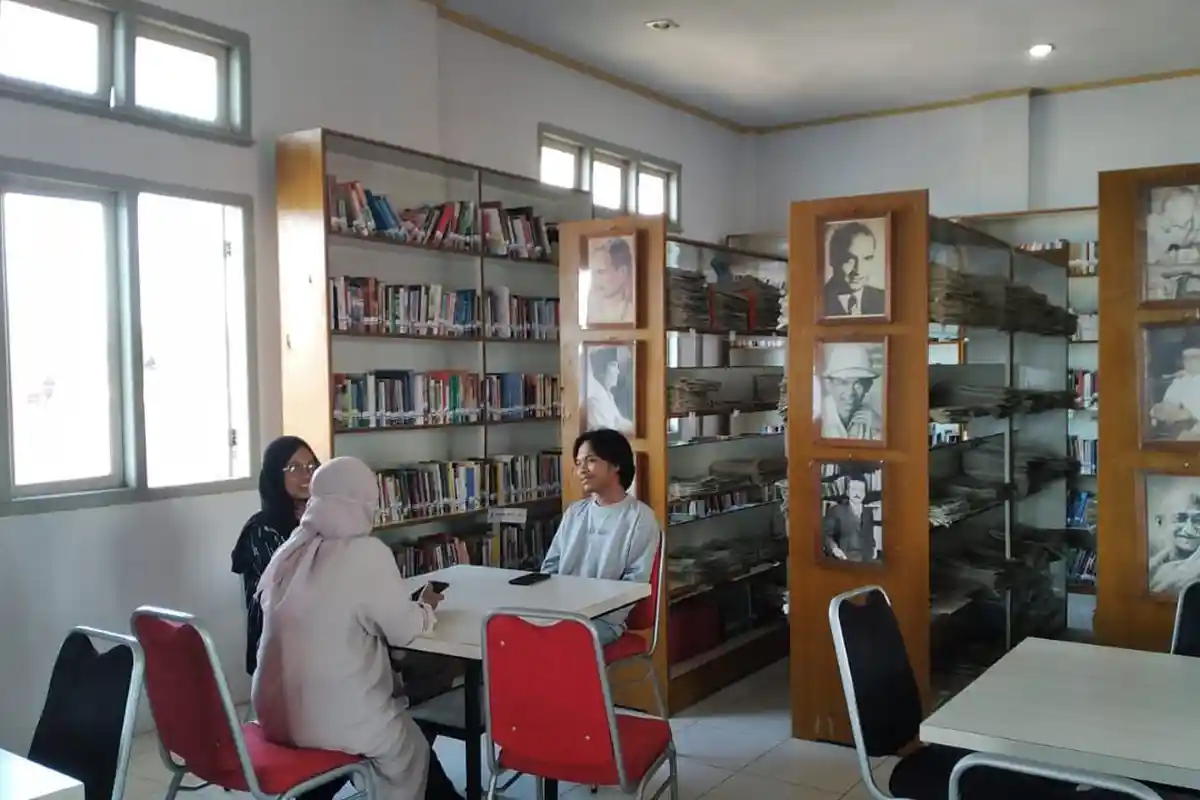 Independensia Bangun Perpustakaan dengan Semangat Literasi