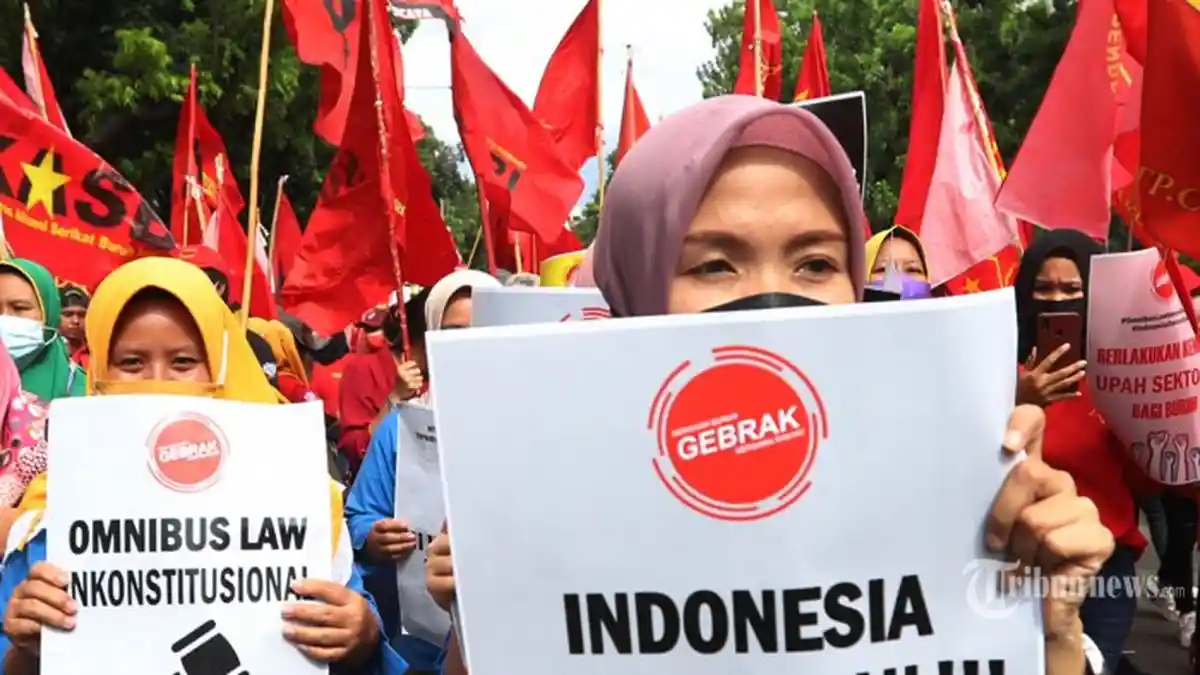 Pemerintah Diminta Segera Bentuk Timsus Reformasi Hukum Perbaiki UU Cipta Kerja