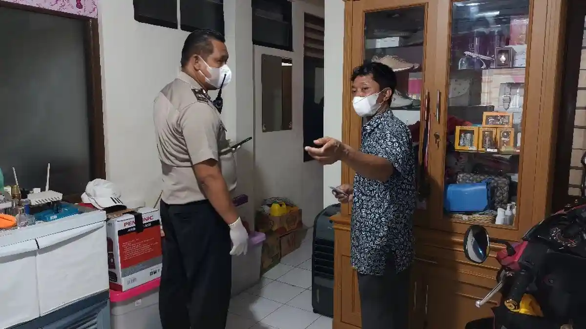 Modus Servis AC, Komplotan Maling Gasak 8 Gram Berlian dan 6 Gram Emas Warga Jatinegara