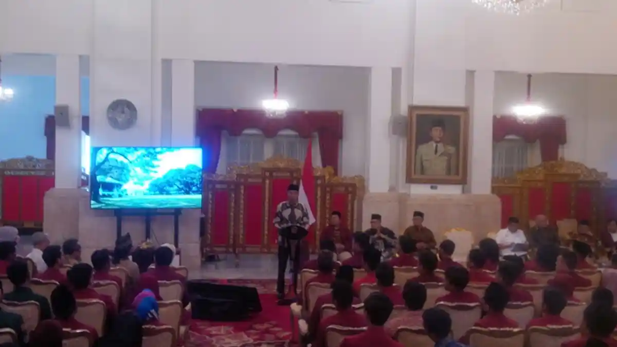 Bertemu dengan Presiden di Istana, Anggota IMM Naik Hercules dari Malang