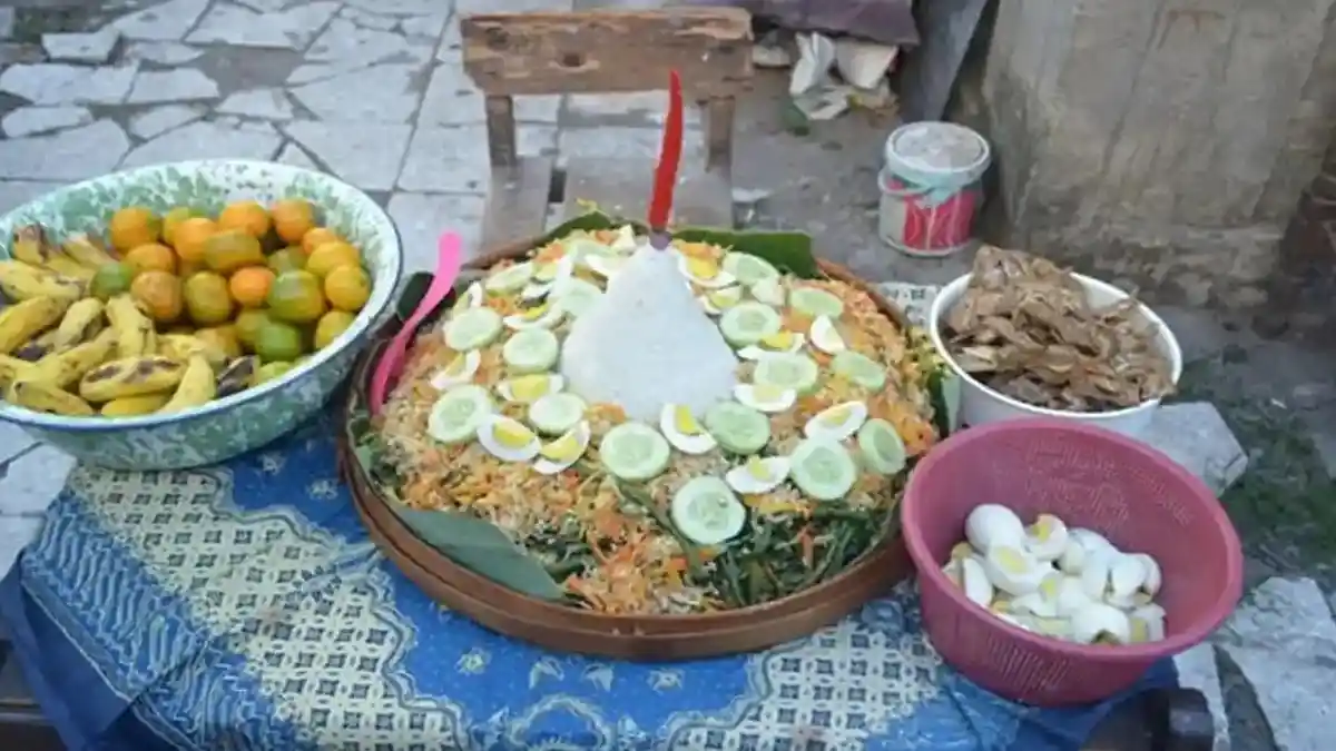 Mengenal Bancakan, Tradisi Syukuran Weton yang Sarat Makna dan Masih Eksis di Solo Raya