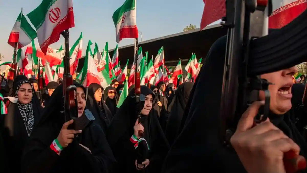 Iran Klaim Simpan Senjata Rahasia, Siap Dipakai Jika Kembali Diserang Amerika