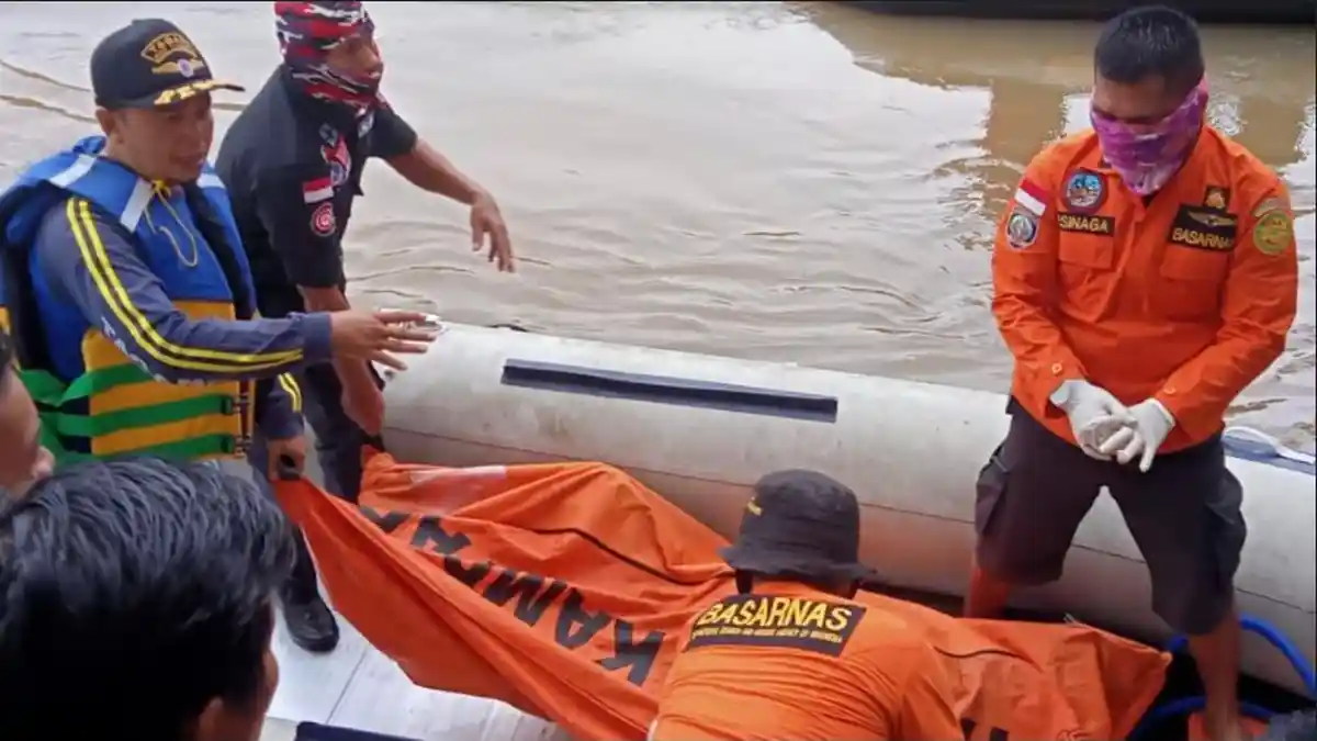 SAR Gabungan Temukan 1 Lagi Pemudik Hanyut di Batang Kapur, Sudah 2 Jasad Ditemukan Jumat Pagi