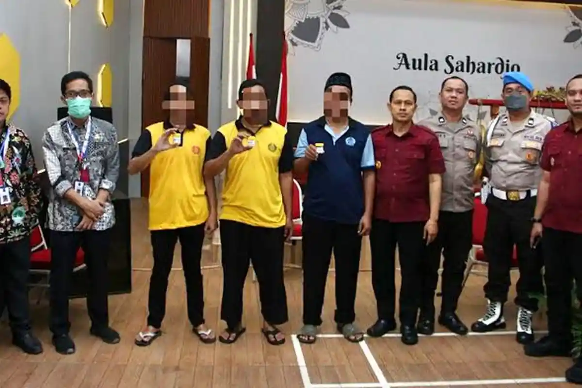 Mendadak Warga Binaan Lapas Kelas I Madiun Tes Urine Acak, Libatkan Dinas Kesehatan