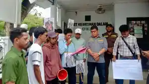 Demo-Kadis-Bursel.jpg