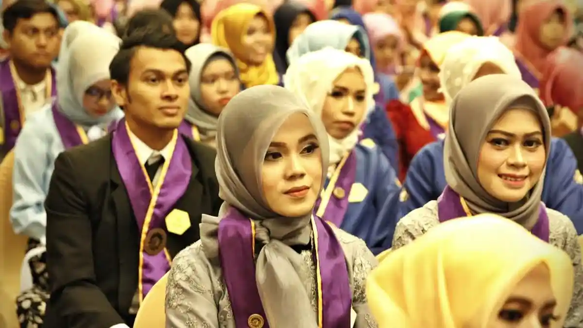 Foto-Foto Ramah Tamah Wisudawan UNM Tahun Akademik 2017/2018 - ram1_20171205_211249.jpg