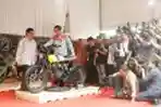 Jokowi Meninjau Pameran Otomotif IIMS 2018