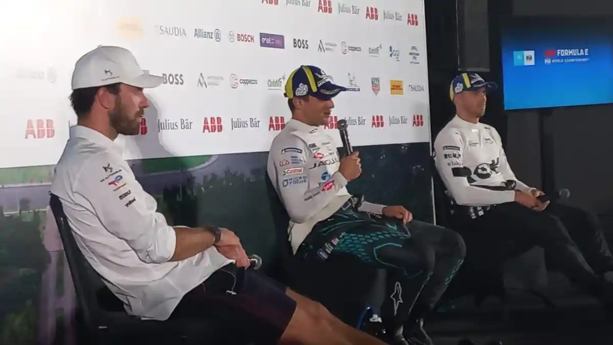 Mitch Evans Beberkan Kunci Kemenangan di Formula E Jakarta