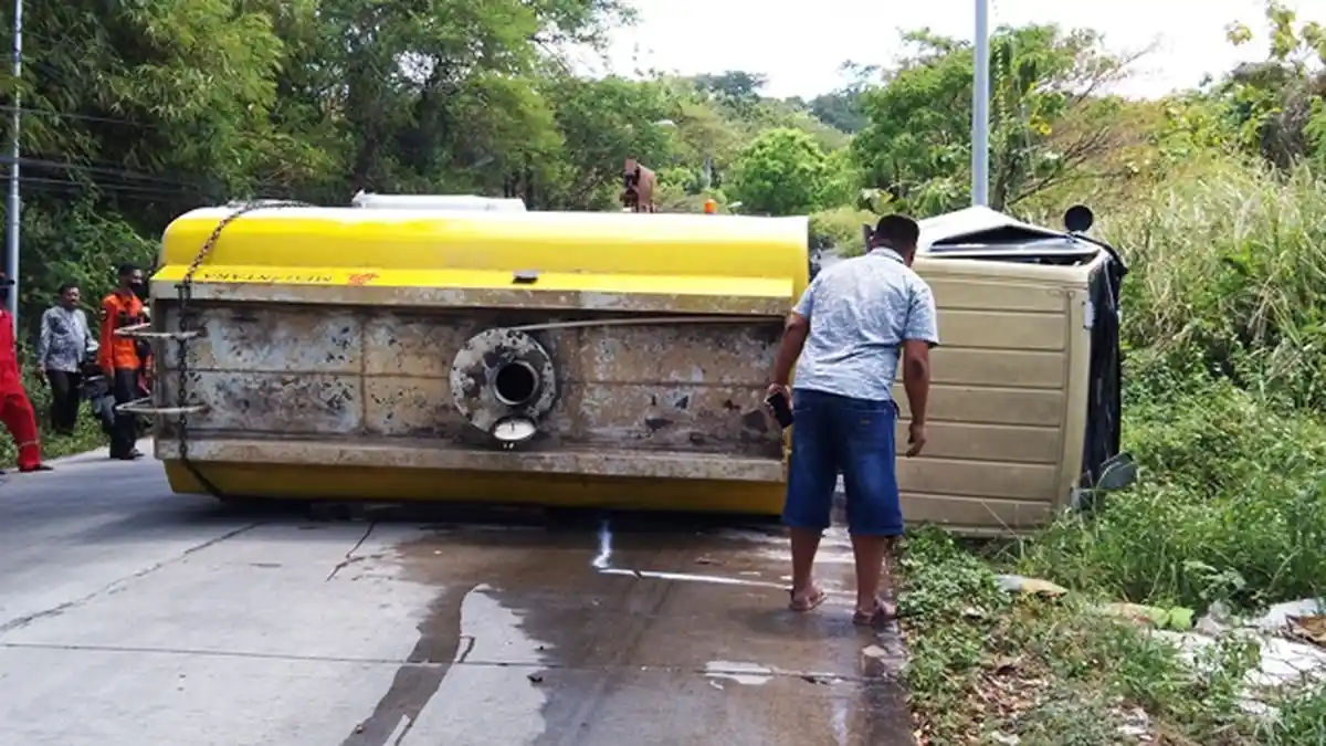 Kecelakaan Maut di Sigarbencah Truk Tabrak Beberapa Motor, Saiful: Yang Meninggal di Depan Saya