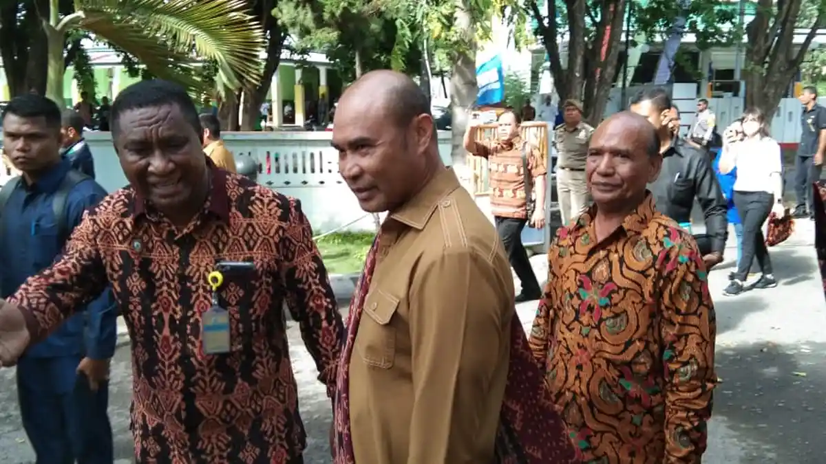 Gubernur  NTT; Wisata  Halal Bikin  Rusak Pariwisata NTT   