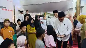 Santunan-anak-yatim-PSI-Kota-blitar.jpg