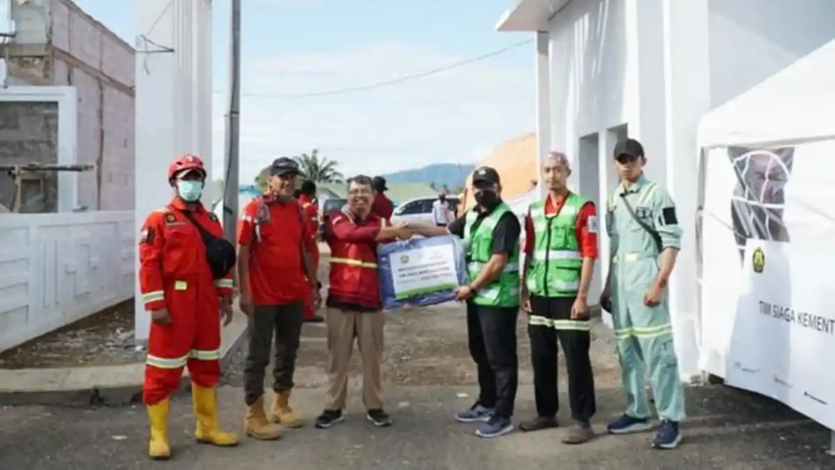 Bantu Warga Terdampak Gempa Cianjur, Berau Coal-Sinar Mas Peduli Salurkan Bantuan Logistik