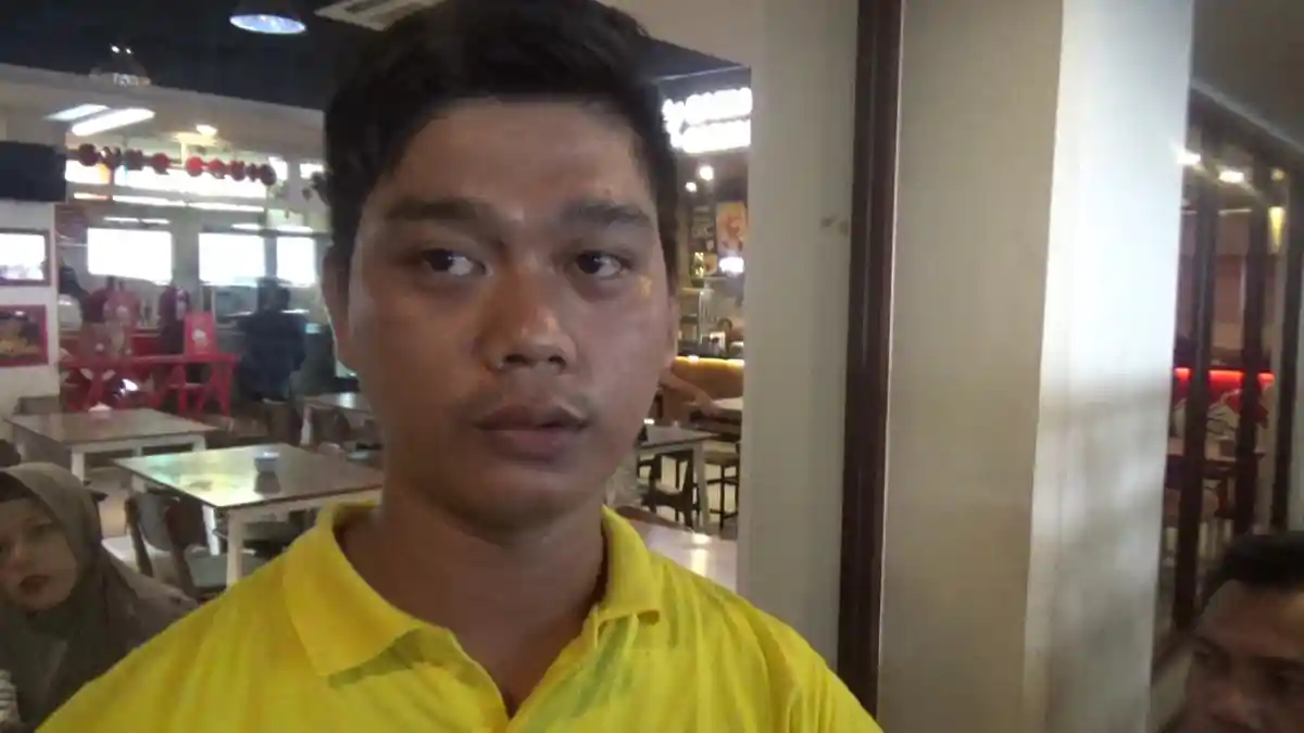 Pihak Restoran Cepat Saji Akui Ayam yang Disajikan ke Ari Busuk