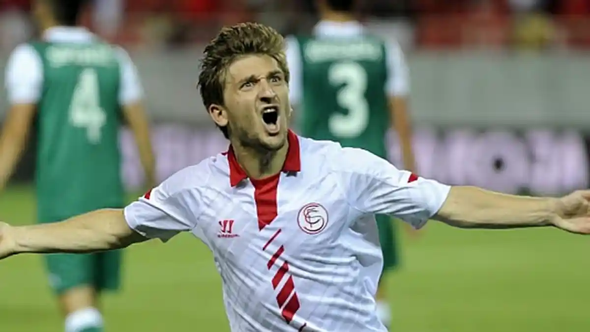 Marko Marin Sudah Tiba di Markas Fiorentina