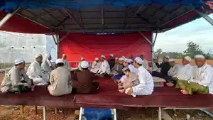 Tokoh-agama-di-Balangan-Habib-Shodiq-Assegaf-memimpin-majeliS.jpg