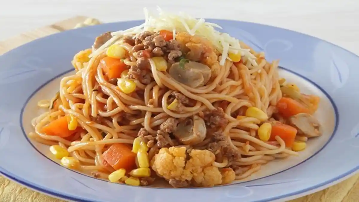 Resep Sarapan Praktis dan Spesial: Spaghetti Siram Saus Daging