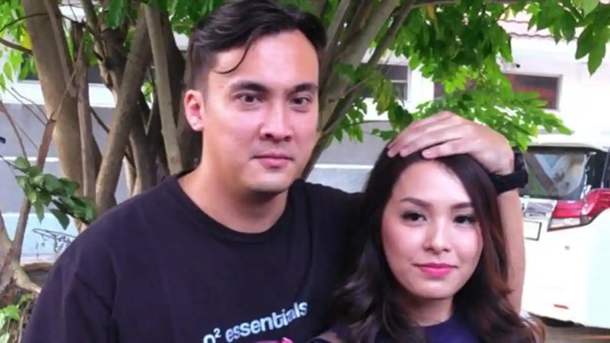 Nyaris Cerai, Lady Nayoan dan Rendy Kjaernett Makin Mesra dan Sayang ...
