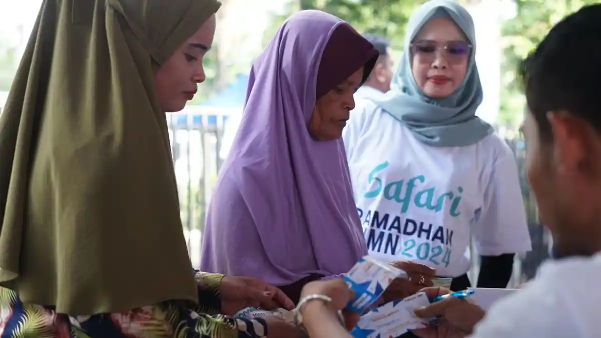 Safari Ramadan di Jateng dan Sulsel, BRI Gelar Pasar Murah 2.000 Paket Sembako