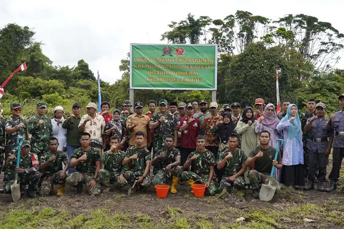 Kolonel Inf Irwan Budiana Groundbreaking Koperasi Merah Putih di Bomberai Fakfak