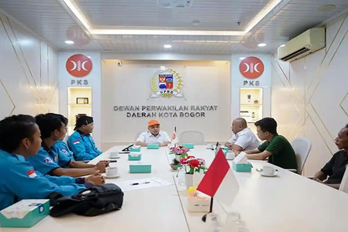 Audiensi dengan Ketua DPRD Kota Bogor, Pengemudi Ambulans Curhat soal Minimnya Ambulans Incubator