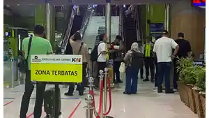Suasana-Stasiun-Gambir-usai-insiden-tabrakan-di-Stasiun-Bekasi-Timur.jpg