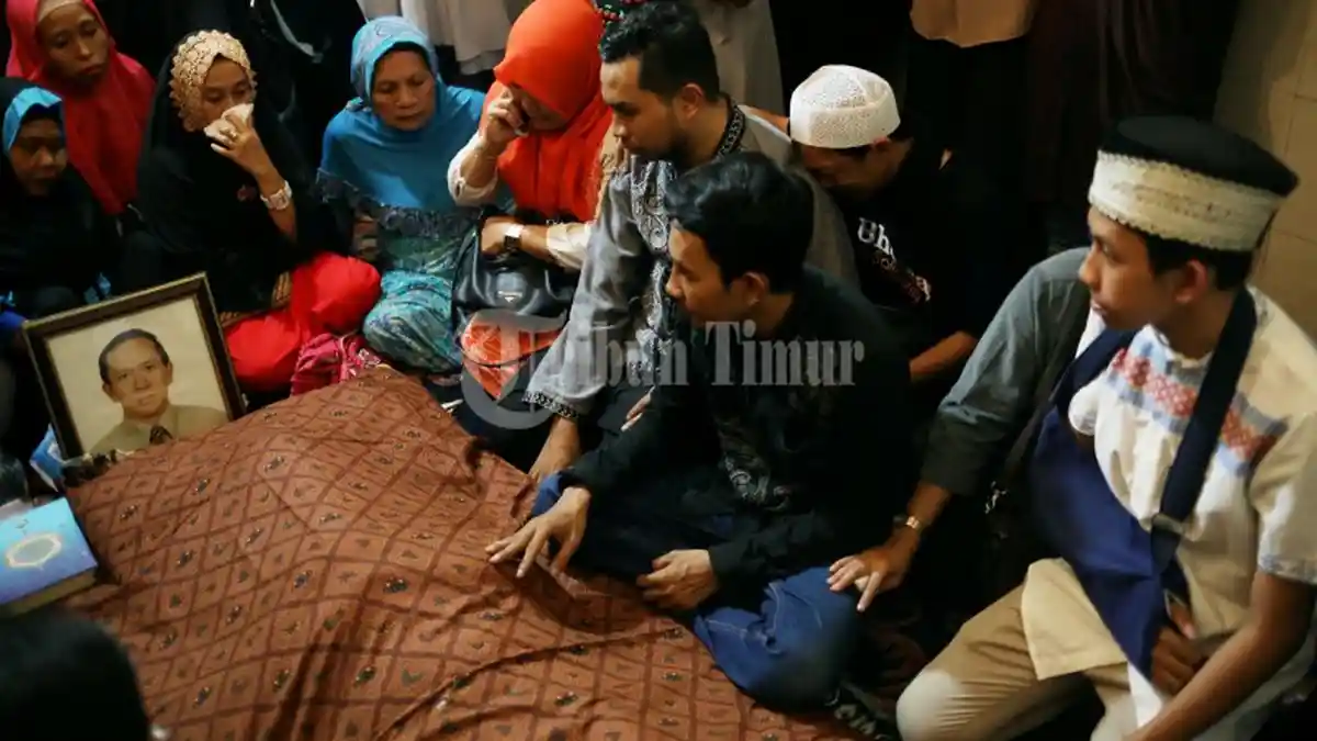 Sakaruddin, Eks Kepala 3 SMA Unggulan di Makassar Meninggal Usai Dianiaya Ipar di Depan Rumahnya