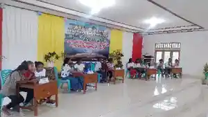 Lomba-Cerdas-Cermat-Alkitab-CCA-oleh-anak-anak-sekami-Paroki-Buraen.jpg