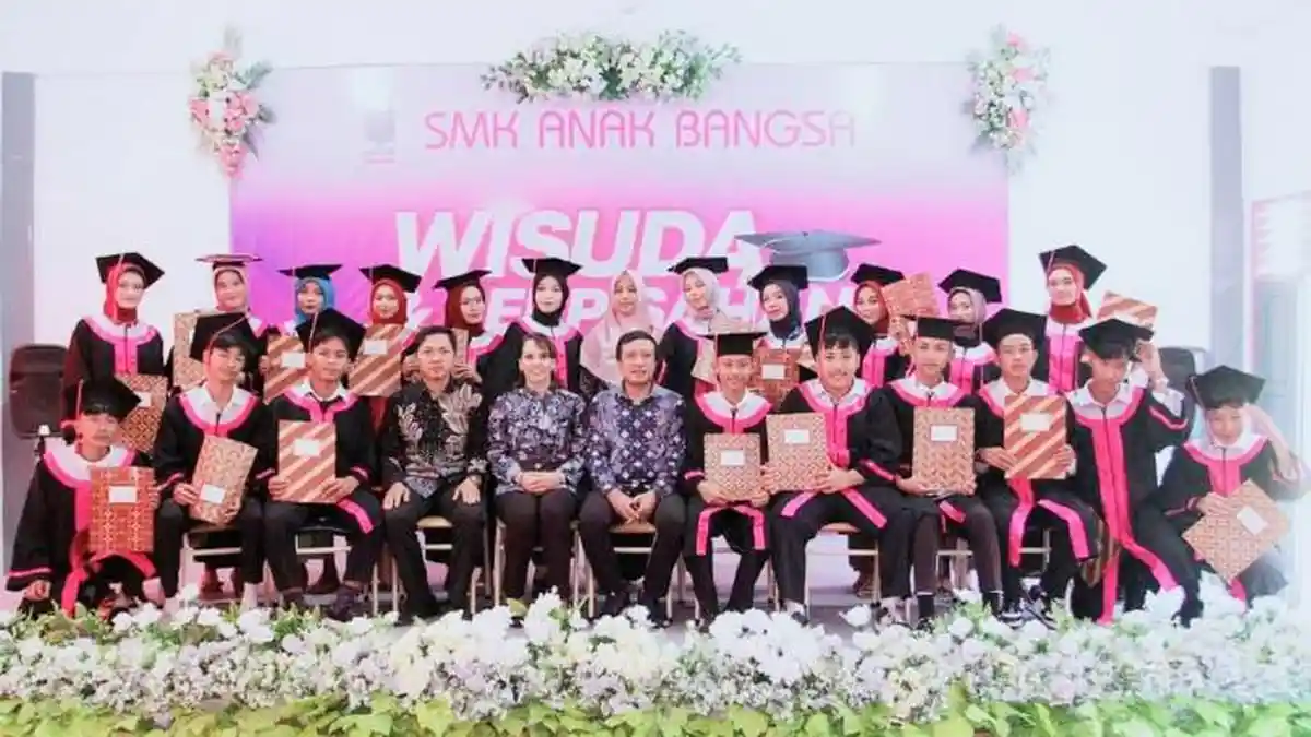 80 Persen Lulusan Diterima Kerja, SMK Anak Bangsa kembali Buka Pendaftaran Siswa Baru