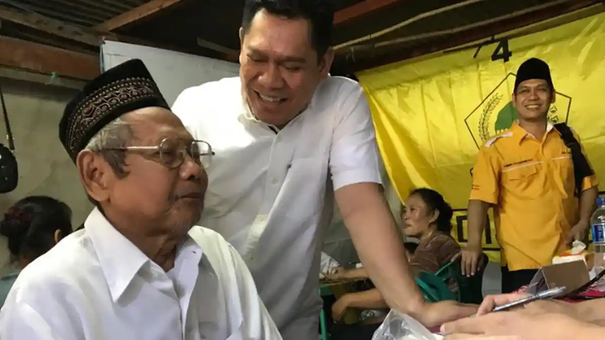 Pasangan Kakak Beradik Caleg Golkar Gelar Pengobatan Gratis di 1.500 Titik