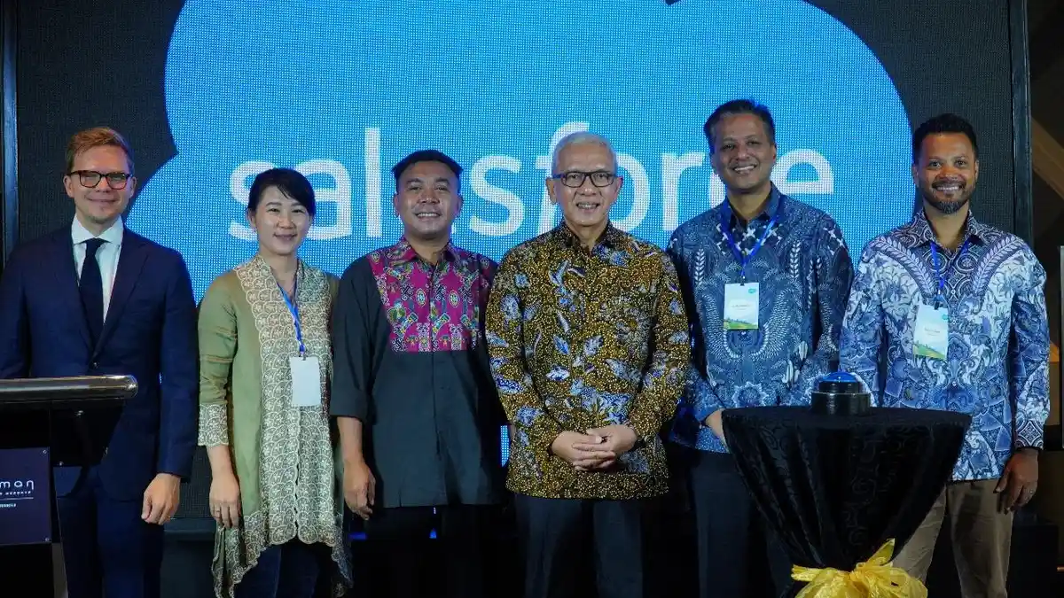 Kominfo Gandeng Salesforce Kembangkan Talenta Ekonomi Digital