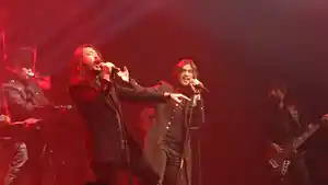 Penampilan-dua-vokalis-baru-Dewa-19-Marcello-Tahitoe-dan-Virzha.jpg