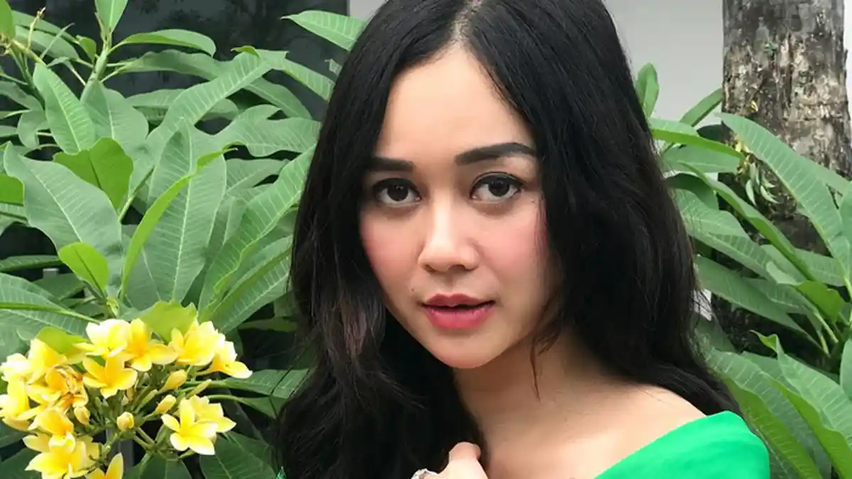 Bukan Karya Glenn Fredly, Ternyata Inilah Lagu Kesukaan Aura Kasih, Syahdu Banget!