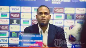 Pelatih-Timnas-Indonesia-Patrick-Kluivert-Selasa-1062025.jpg