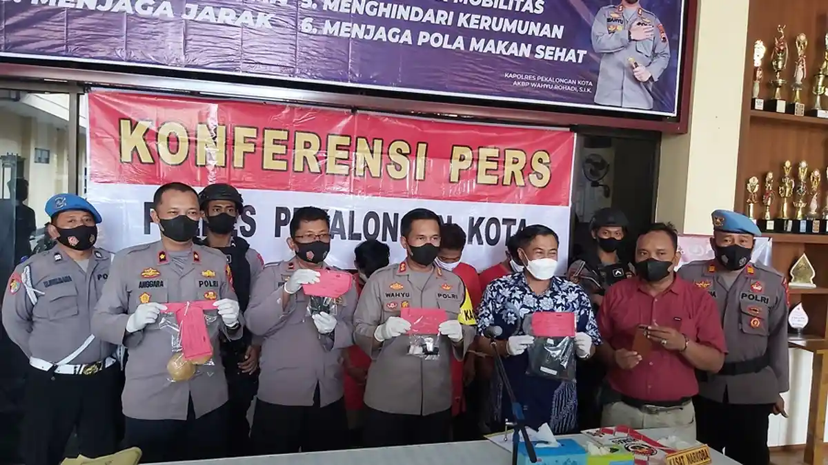 Makin Memprihatinkan, Pelajar SMP Ditangkap Polisi, Sebulan Ini Edarkan Sabu di Pekalongan