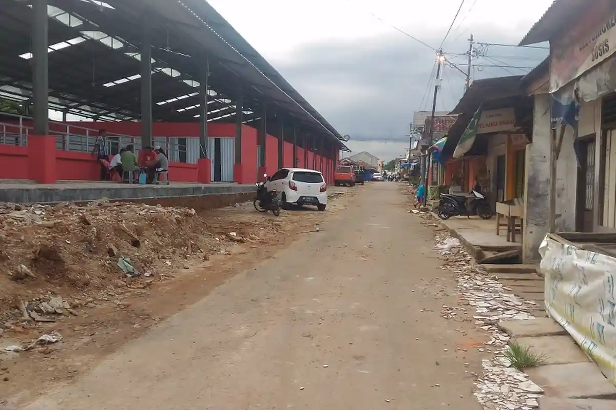 Pedagang Pasar Way Halim Takut Tak Kebagian Kios