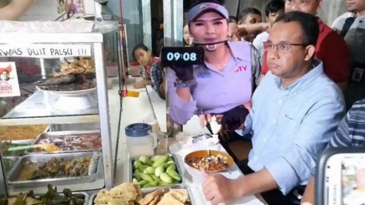 Anies Tanggapi Meme Dirinya yang Viral 'Pak Anies Waktu Makan Sisa 9 Menit 8 Detik' 