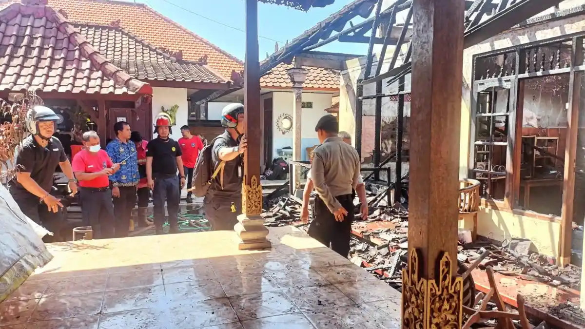 LAGI Tragedi Kebakaran di Denpasar! Pemilik Lupa Matikan Kompor, Api Sambar 2 Unit Dapur di Kesiman