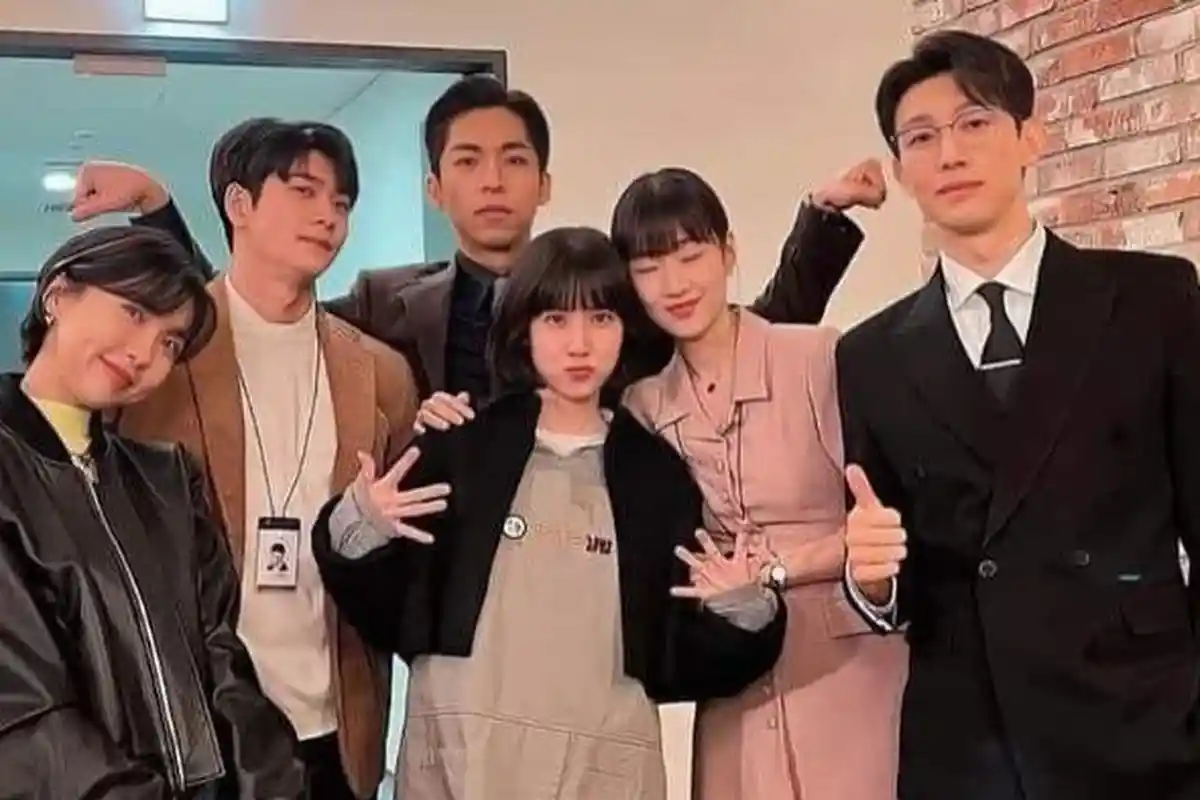 Aktor dan Kru Extraordinary Attorney Woo Berencana Liburan ke Bali Tanpa Kang Tae Oh