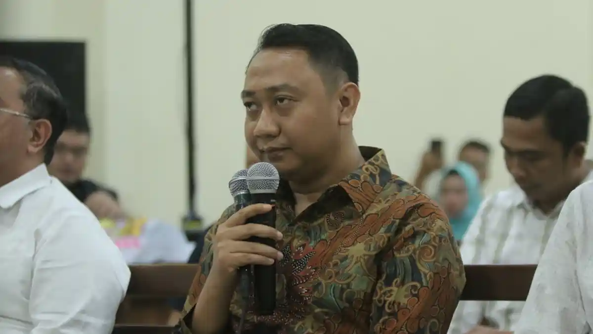 Bupati Agung Berdalih Uang Rp 200 Juta Hasil Penjualan Tanah