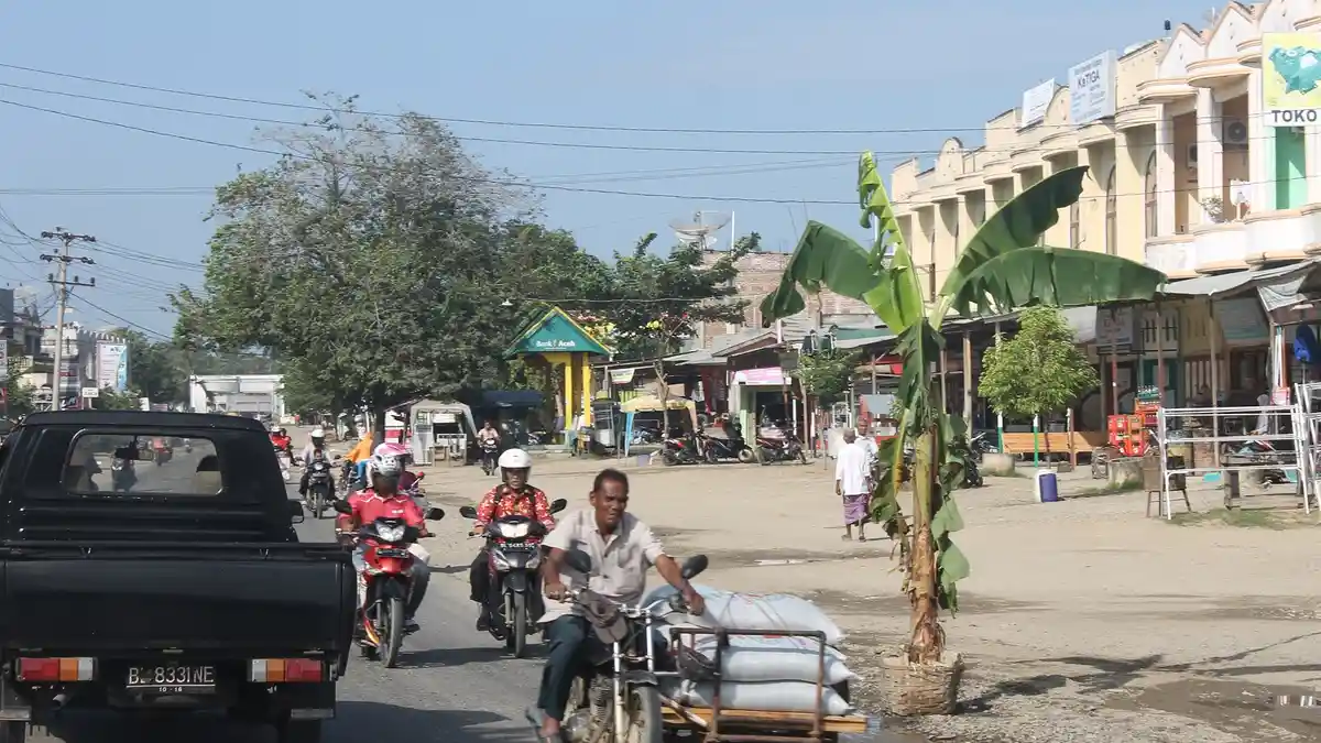 Wakil Rakyat Bireuen Minta Pemerintah Pusat Perluas Jalan Kutablang