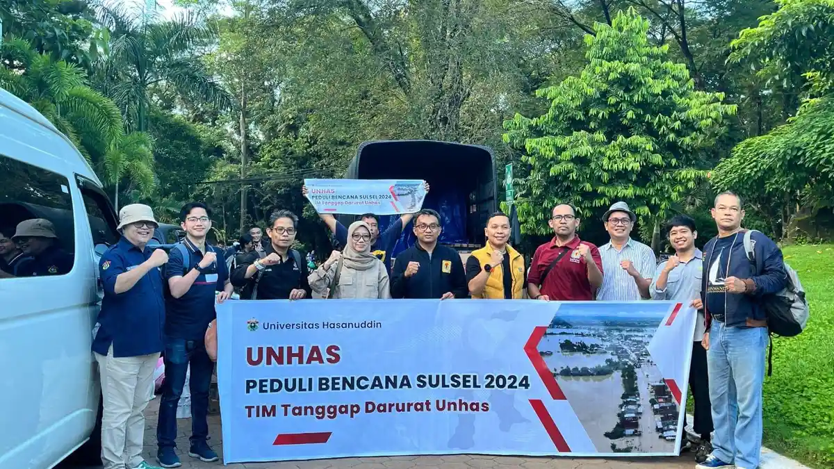 29 Mahasiswa KKN Tematik dan Tenaga Medis Unhas Bawa Bantuan Logistik ke Luwu dan Sidrap Sulsel