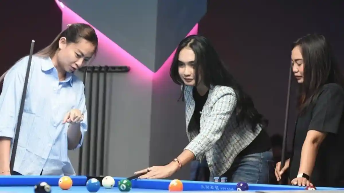 Usung Konsep Ramah Keluarga, R7 X Maxxima Kolaborasikan Biliar dan E-Sport di Cito Mall Surabaya