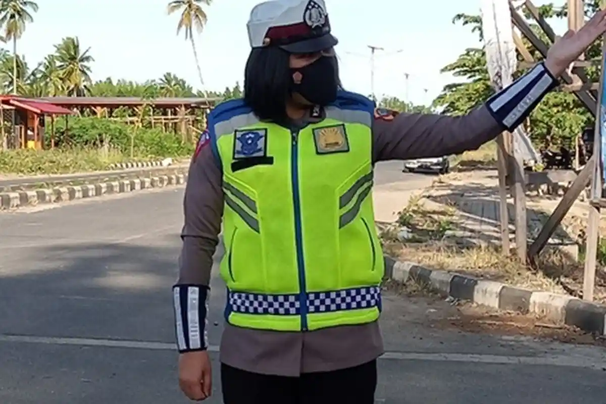 Briptu Firsly Lontoh, Polwan di Polres Boltim Ini Sebut  Jadi Polisi Harus Disiplin Sabar dan Ikhlas