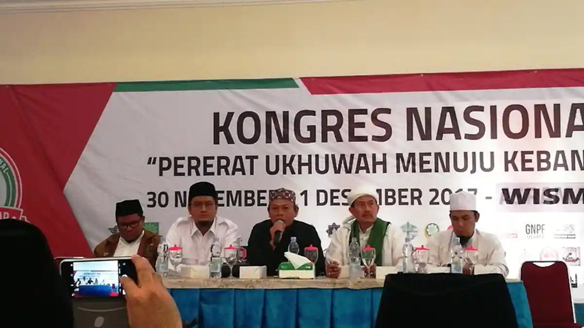 Diimbau Tak Perlu Reuni 212, Panitia: Kalau Begitu Umumkan Juga Tidak Boleh Ada Reuni Sekolah