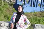 Hindun-Hulopi-mahasiswa-UNG-berhasil-juara-III-Lomba-Baca-Puisi-Mahasiswa-Tingkat-Nasional.jpg