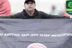 Ekspresi-kekecewaan-suporter-Laska-sdf-sd.jpg