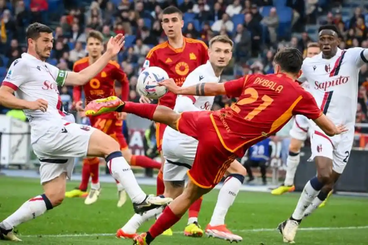 AS Roma Gagal Dekati Zona UCL usai Kalah dari Bologna, Para Pemain De Rossi Dihujani Kartu Kuning