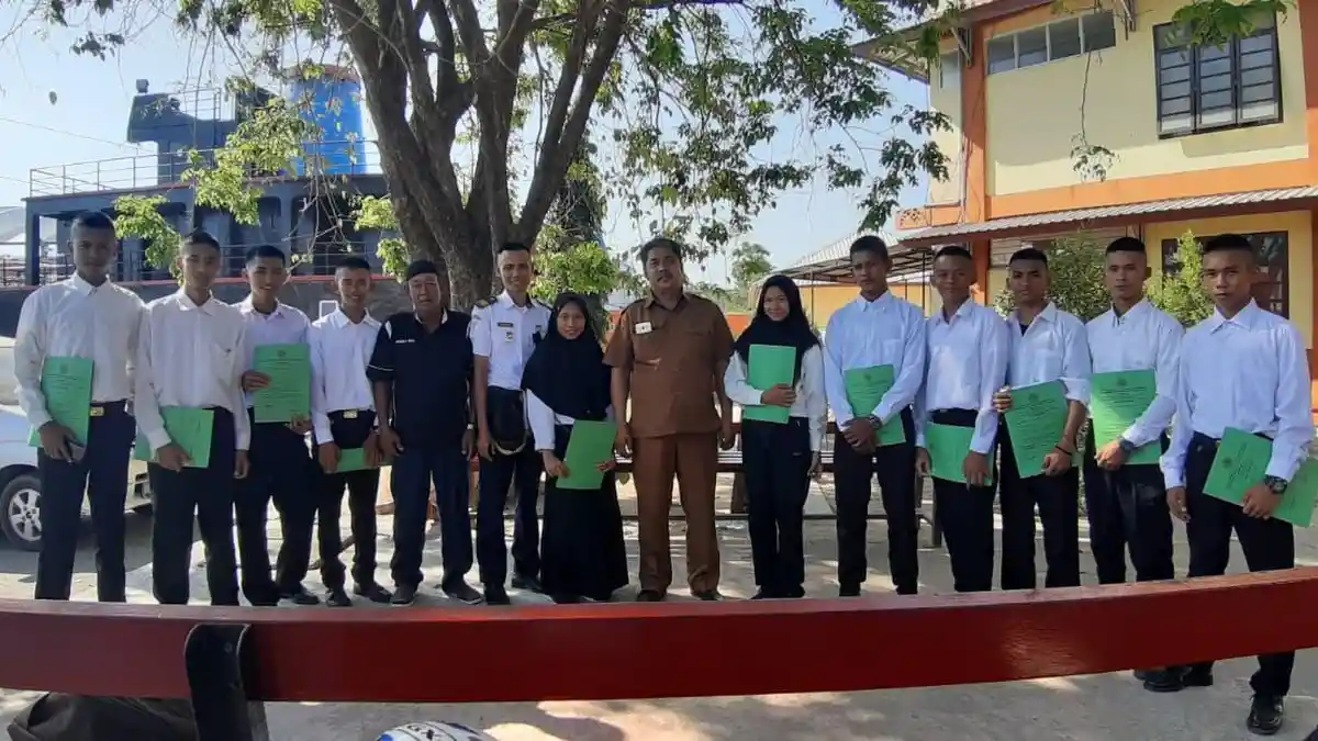 Taruna SMK Pelayaran Lintas Nusantara Barru Ikuti Diklat DP Ranting di Politeknik Barombong